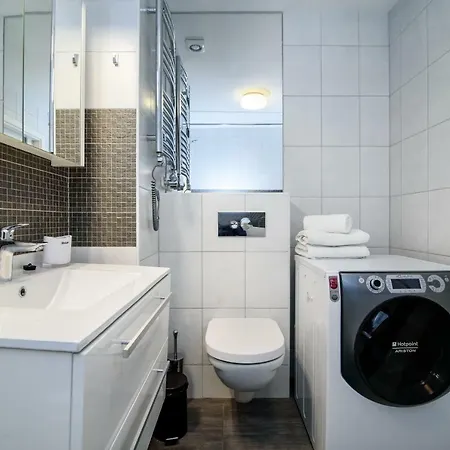 Studio In City Center By Urban Rent Vilnius