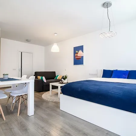 Studio In City Center By Urban Rent Daire *